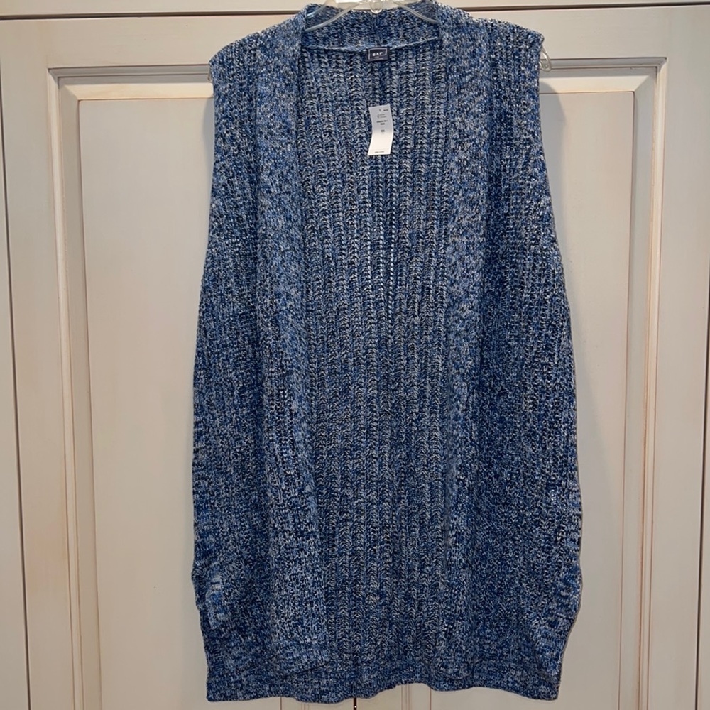 New Gap blue soft knit vest